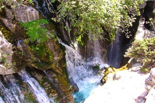 Kréta - vodopád v soutěsce Kourtaliotiko