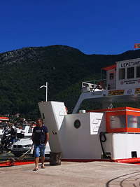 Černá Hora, trajekt Kamerari-Lepetane